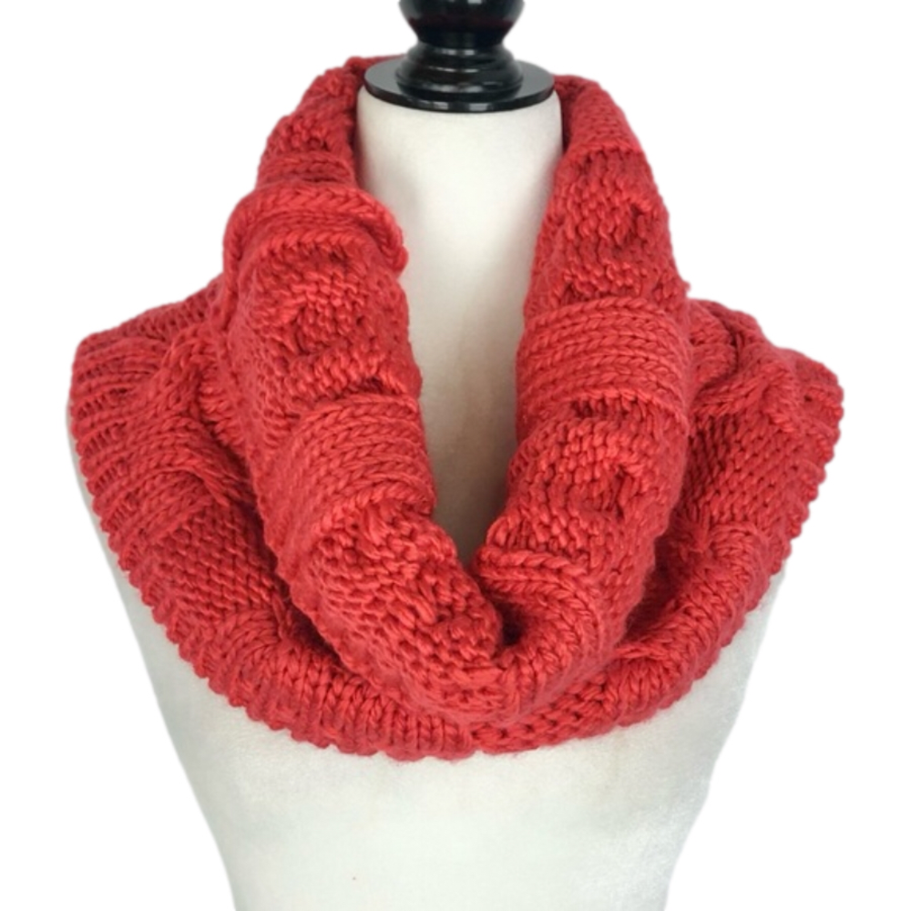 Gap cable-knit neck warmer snood